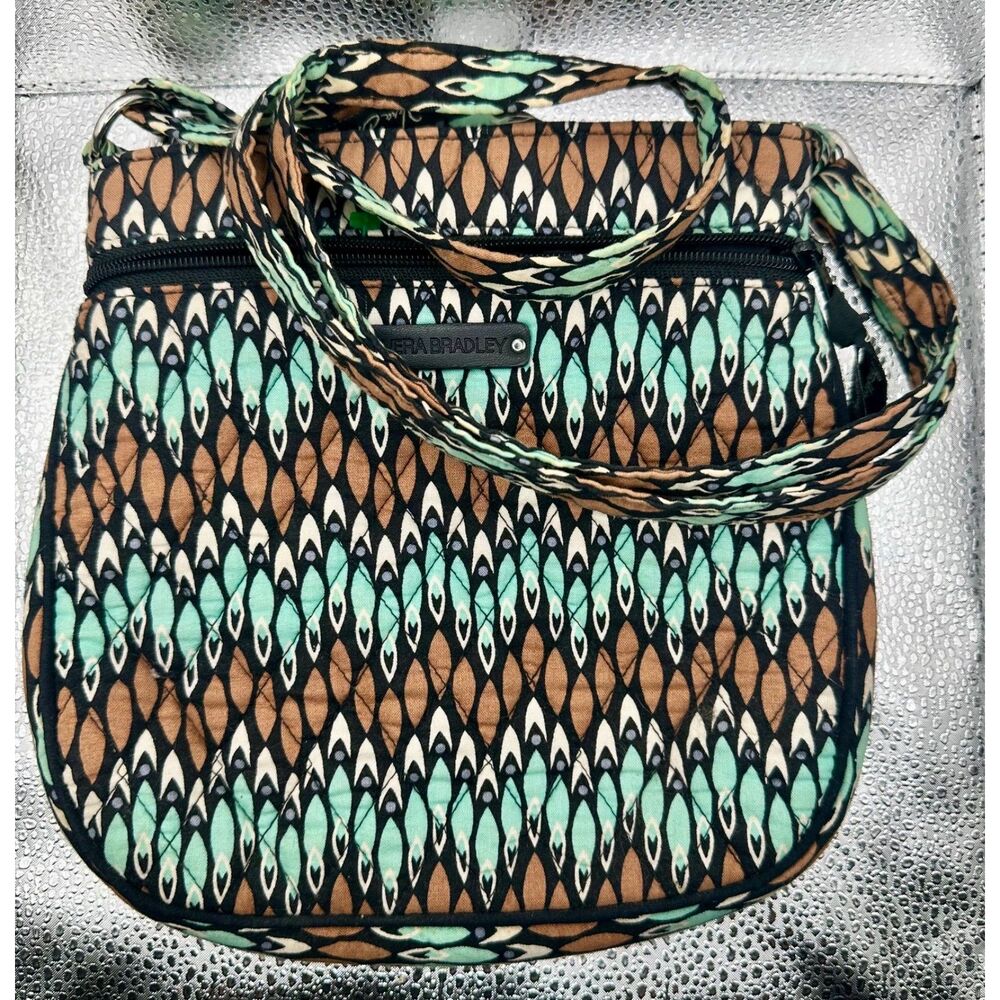 Vera Bradley Crossbody Purse Retired (2015) Pattern Quilted Shoulder Bag